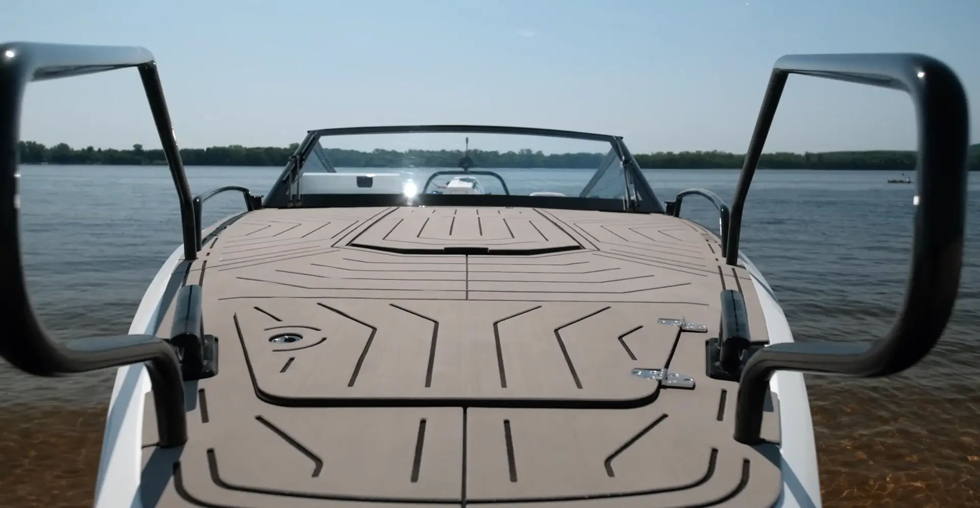 Салон ONIX 850 Day Cruiser
